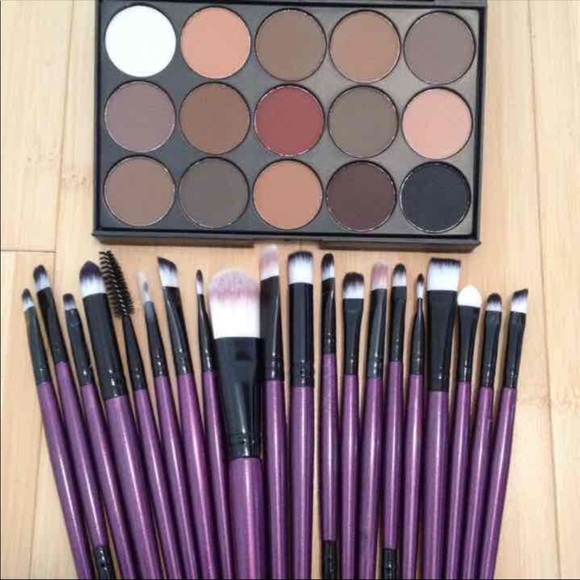 Other - New 20pcs brushes set + eyeshadow